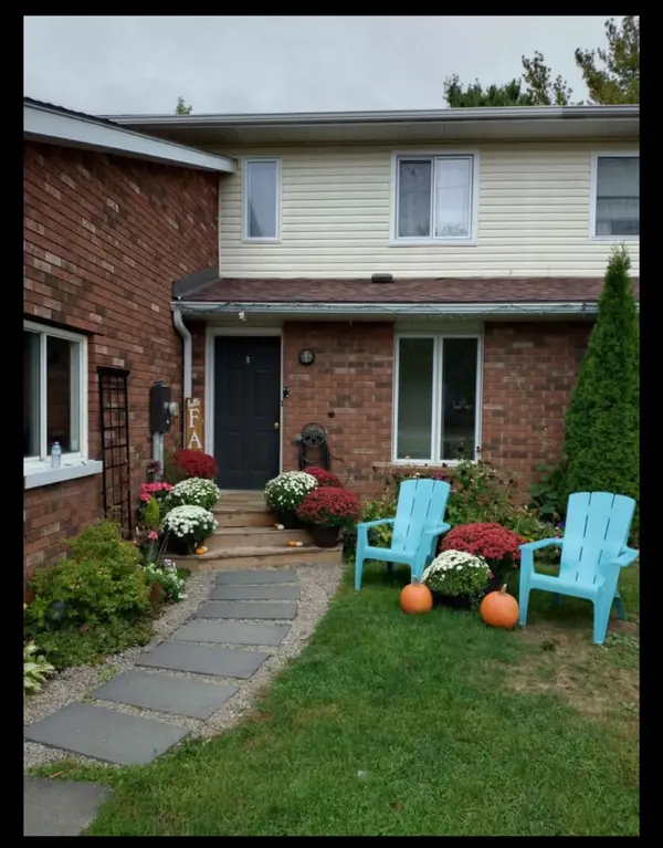 45 Milton ST, Bracebridge, ON P1L 1G9