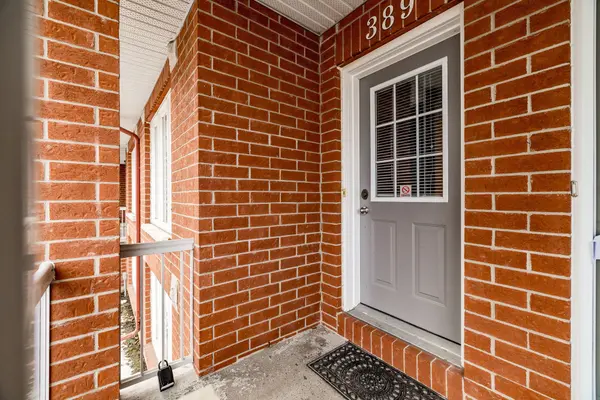 389 Wiffen Private, Bells Corners And South To Fallowfield, ON K2H 1G4