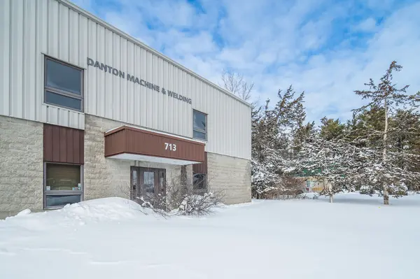 713 Fortune CRES, Kingston, ON K7P 2T4