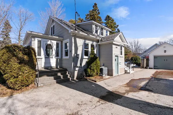 27 Pacific AVE, Perth East, ON N0K 1M0