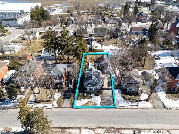 27 Pacific AVE, Perth East, ON N0K 1M0