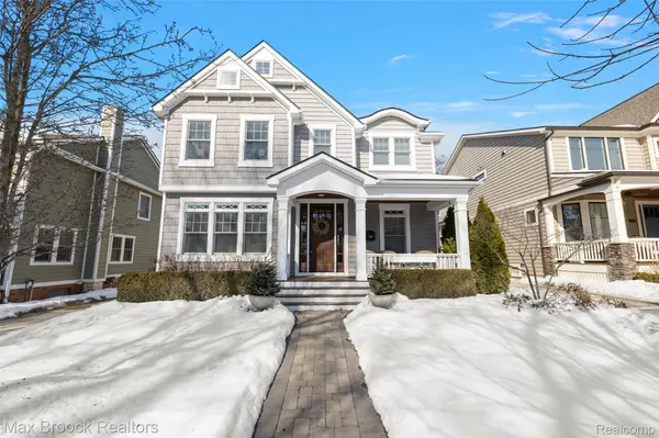 338 Griggs ST,  Rochester,  MI 48307