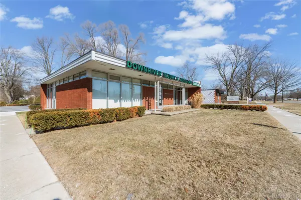 23394 Goddard RD, Taylor, MI 48180