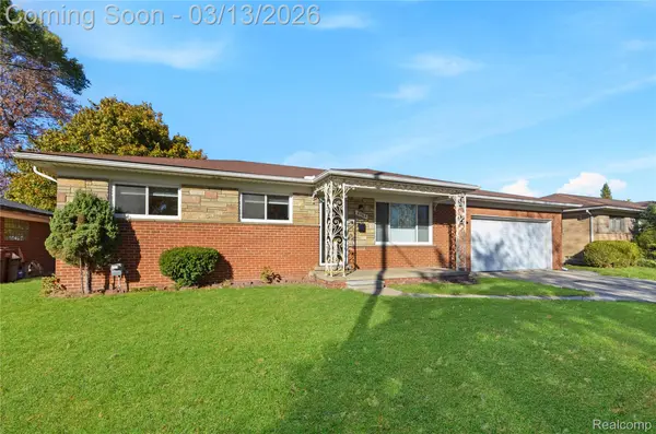 8565 Dale, Center Line, MI 48015