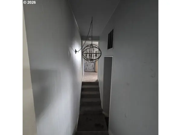 4410 E ALSEA HWY, Waldport, OR 97394