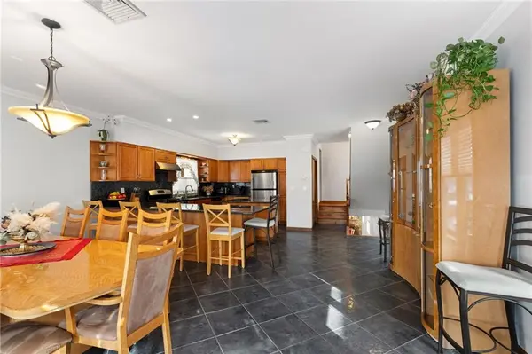 Address not disclosed, Staten  Island, NY 10305