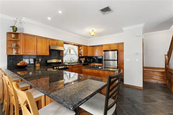 Address not disclosed, Staten  Island, NY 10305