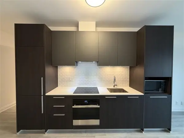 65 Broadway AVE #1411, Toronto C10, ON M4P 1T9