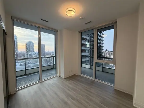 65 Broadway AVE #1411, Toronto C10, ON M4P 1T9