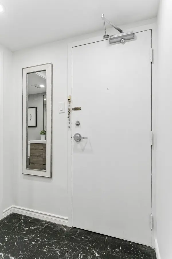 705 King ST W #PH08, Toronto C01, ON M5V 2W8