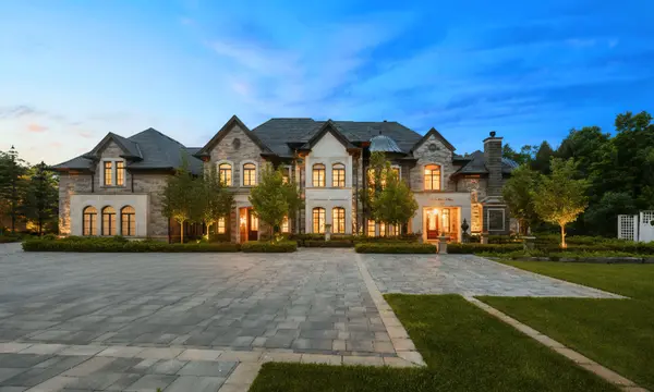 301 Millwood Pkwy, Vaughan, ON L4L 1A6