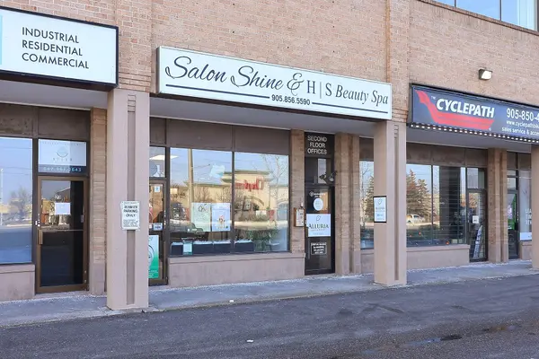 90 Winges RD #24, Vaughan, ON L4L 6A9