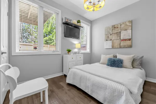 4165 Upper Middle RD #17, Burlington, ON L7M 0V4