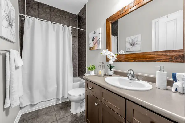 4165 Upper Middle RD #17, Burlington, ON L7M 0V4