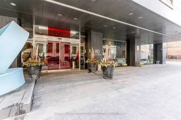 80 John ST #4201, Toronto W04, ON M9N 1J7