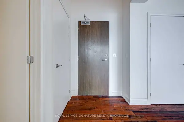 80 John ST #4201, Toronto W04, ON M9N 1J7