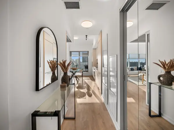 1285 Dupont ST #503, Toronto W02, ON M6H 0E3