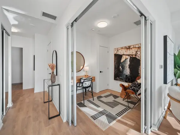 1285 Dupont ST #503, Toronto W02, ON M6H 0E3