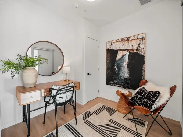 1285 Dupont ST #503, Toronto W02, ON M6H 0E3