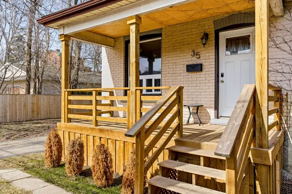 35 Dundas ST, Hamilton, ON L9H 1A1