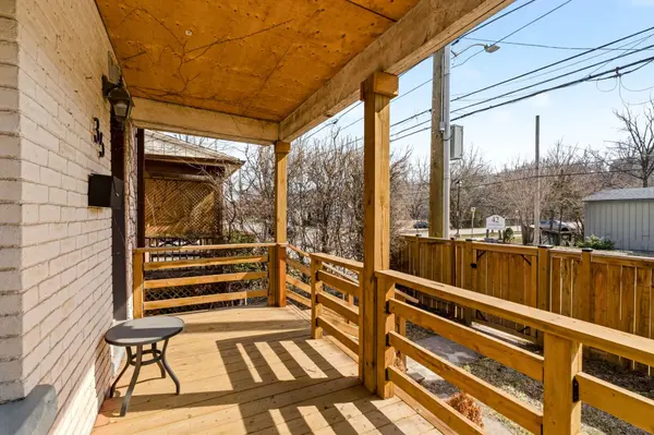 35 Dundas ST, Hamilton, ON L9H 1A1