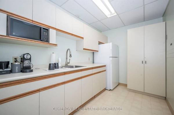 1100 MARLEAU AVE #11, Cornwall, ON K6H 2W8