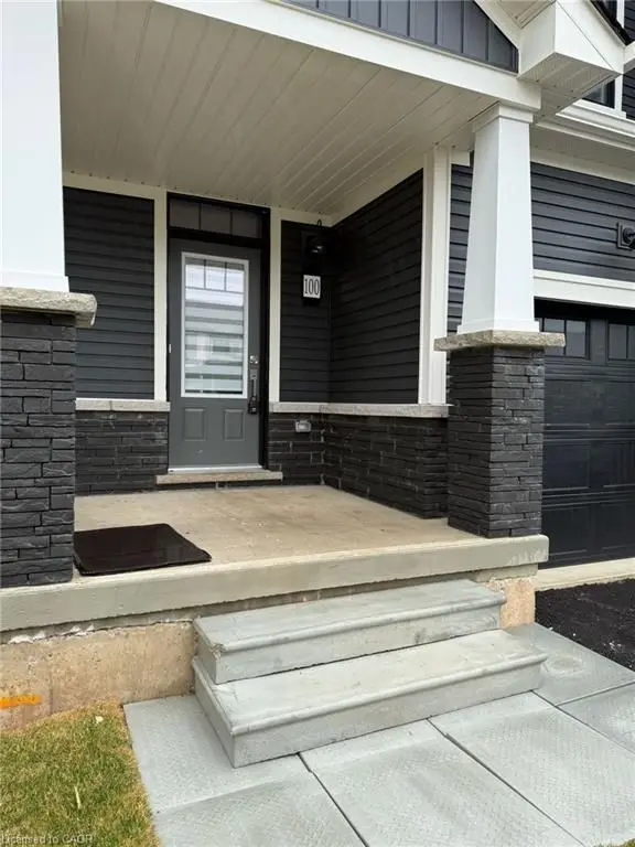 100 Masters ST, Welland, ON L3B 0N4