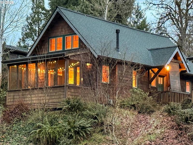 56483 MCKENZIE HWY #16, Mc Kenzie Bridge, OR 97413