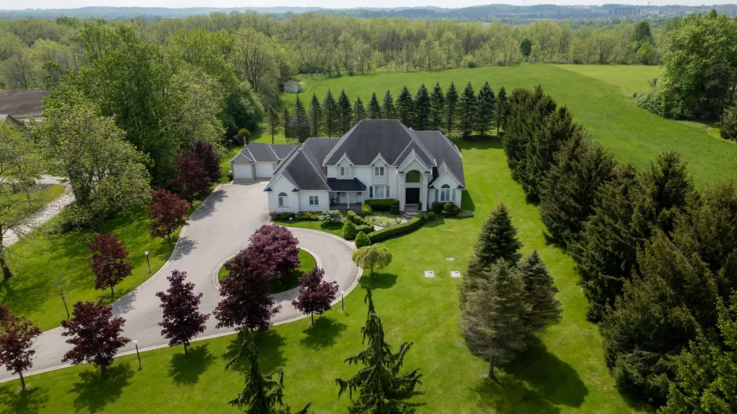 20735 Denfield RD, London North, ON N6H 5L2