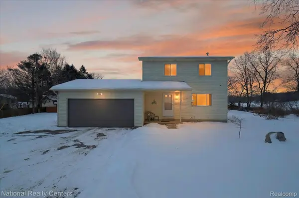 4315 Gale DR, Genoa Township, MI 48843