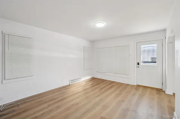 14141 Edmore DR, Detroit, MI 48205