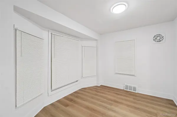 14141 Edmore DR, Detroit, MI 48205