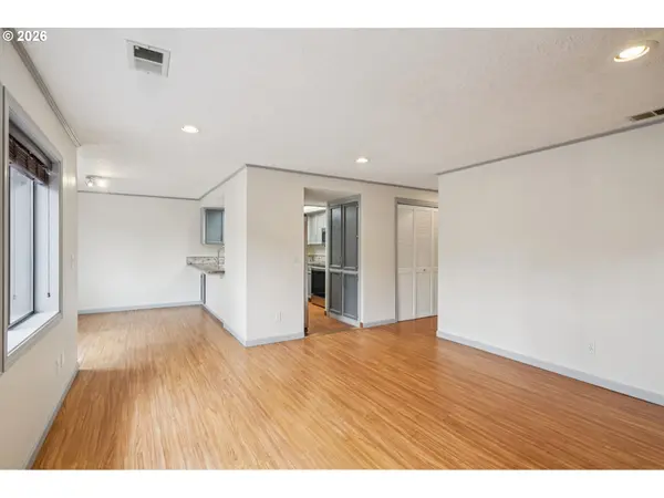 12316 SE 104TH CT, Happy Valley, OR 97086