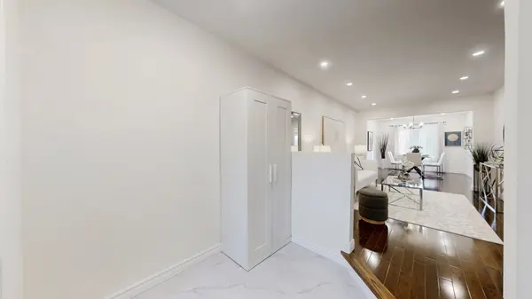 75 Rose Branch DR, Richmond Hill, ON L4S 1J4