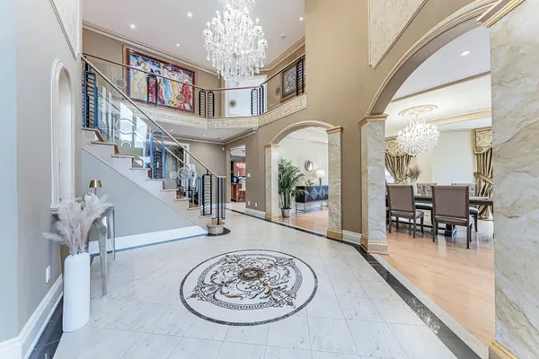 171 Lawrie RD, Vaughan, ON L4J 8N6