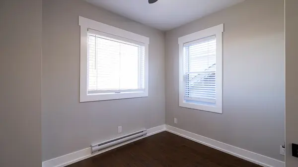 14 QUEEN ST #APT#2, Innisfil, ON L0L 1L0