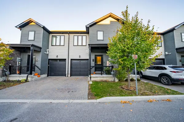 5 Stonehart LN #20, Barrie, ON L4M 7E8