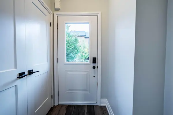 5 Stonehart LN #20, Barrie, ON L4M 7E8