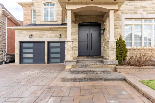 144 Bloomsbury AVE, Brampton, ON L6P 2X2