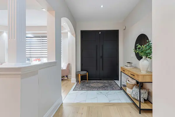 144 Bloomsbury AVE, Brampton, ON L6P 2X2