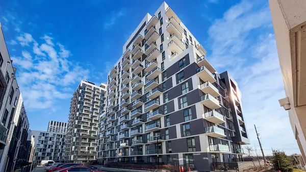 345 Wheat Boom DR #1001, Oakville, ON L6H 7X4