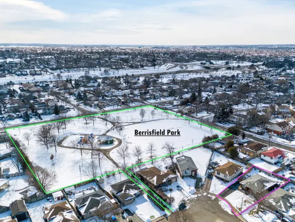 72 Boston CRES, Hamilton, ON L8T 4N2