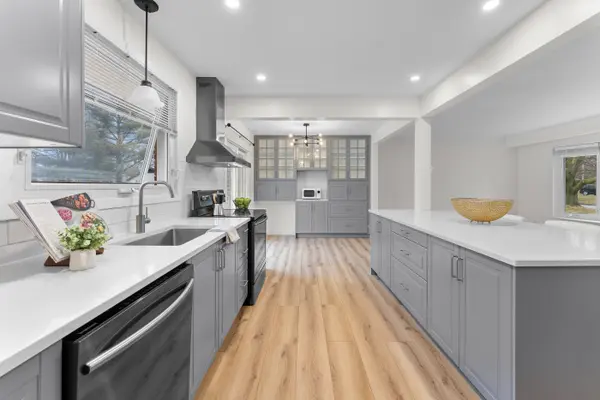 35 Bishops RD, St. Catharines, ON L2M 1T8