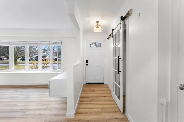 35 Bishops RD, St. Catharines, ON L2M 1T8