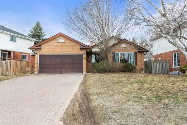 66 Centennial DR, Port Hope, ON L1A 4C3