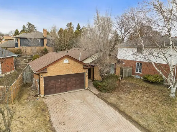 66 Centennial DR, Port Hope, ON L1A 4C3