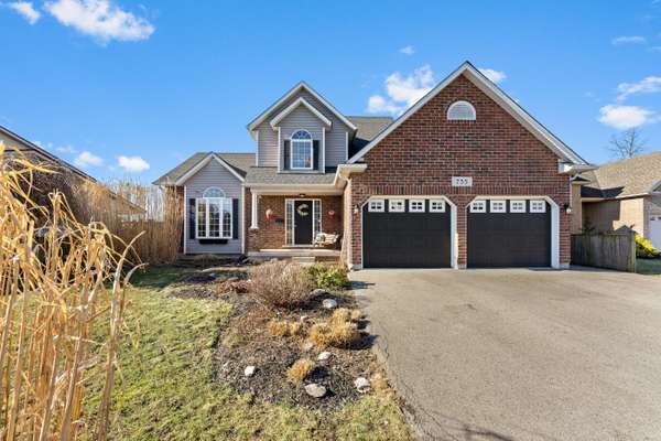 735 Nancy RD, Fort Erie, ON L2A 6P8