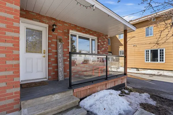 1932 Principale ST, East Hawkesbury, ON K0B 1B0