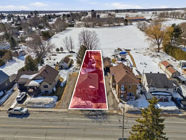 1932 Principale ST, East Hawkesbury, ON K0B 1B0