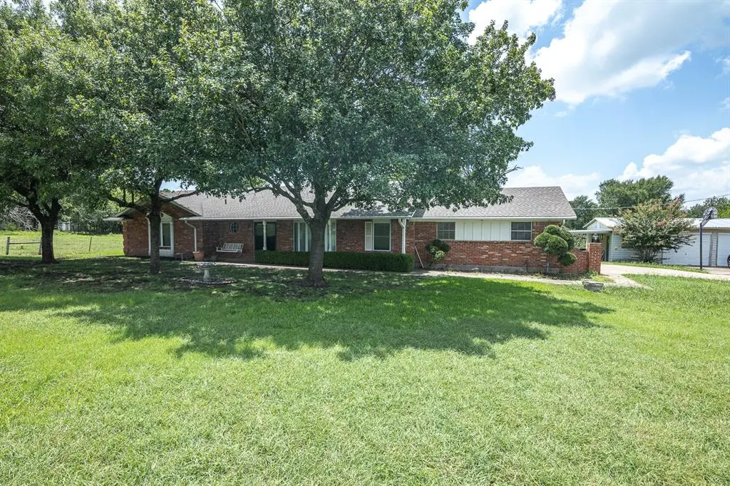 2690 Kelly Road, Aledo, TX 76008